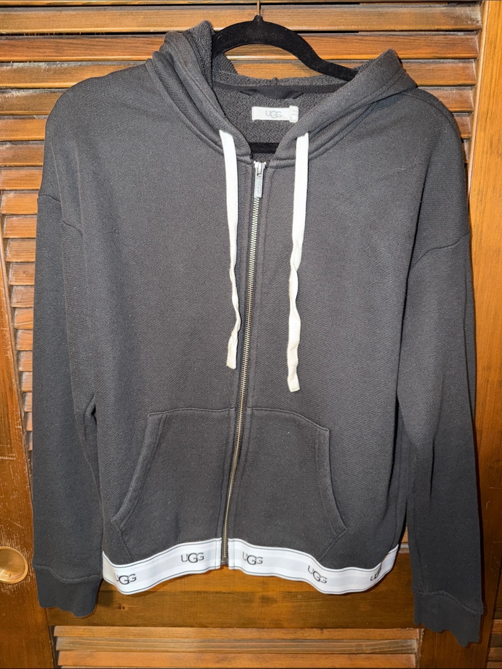 UGG Black Full-Zip Hoodie with White Drawstrings UGG Logo Banner bottom Sz L